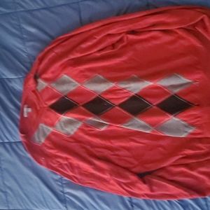 Light v neck sweater